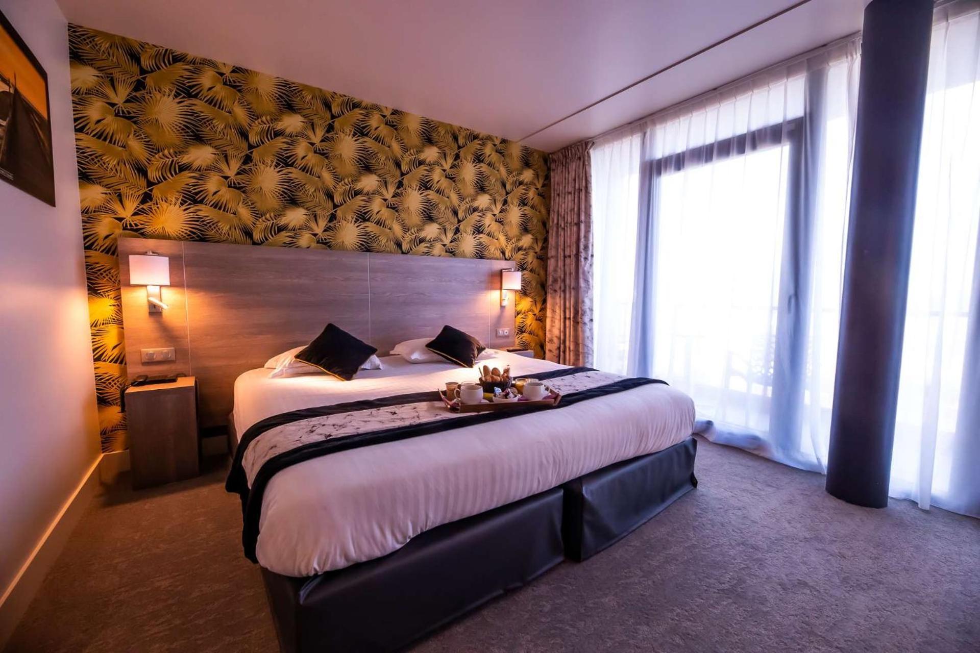 Brit Hotel Eden Spa Honfleur Exterior foto